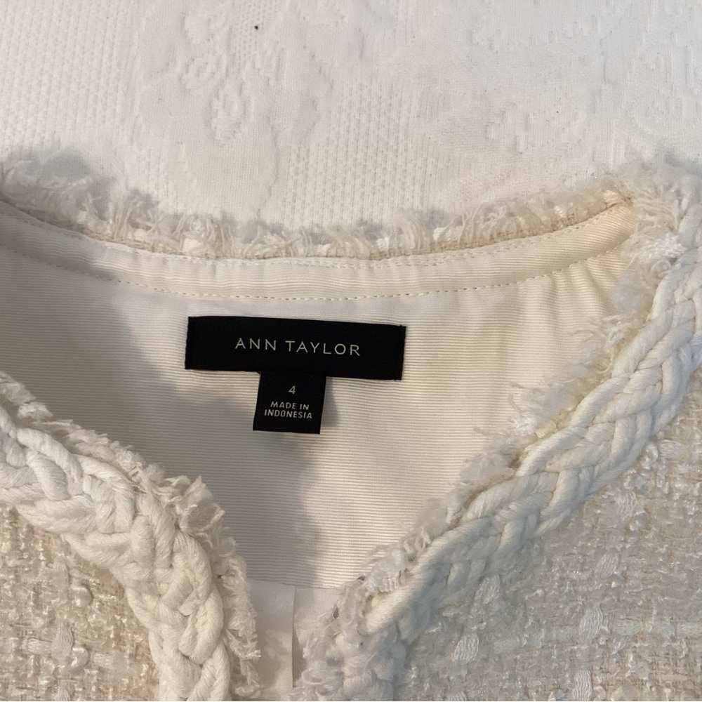 Ann Taylor Cream Tweed Blazer - Picture 2 of 5
